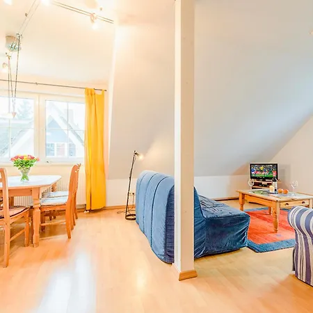 Am Waldrand, Obere Whg