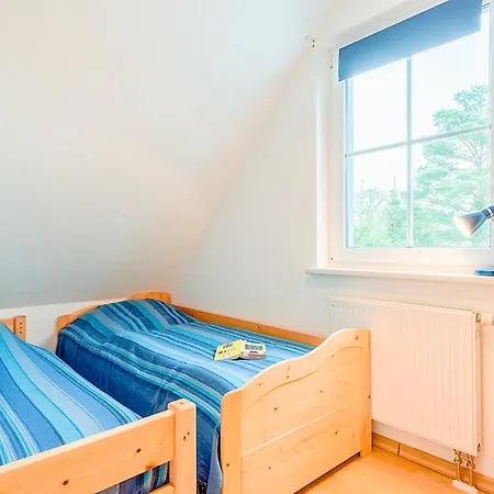 Am Waldrand, Obere Whg Apartmán Prerow